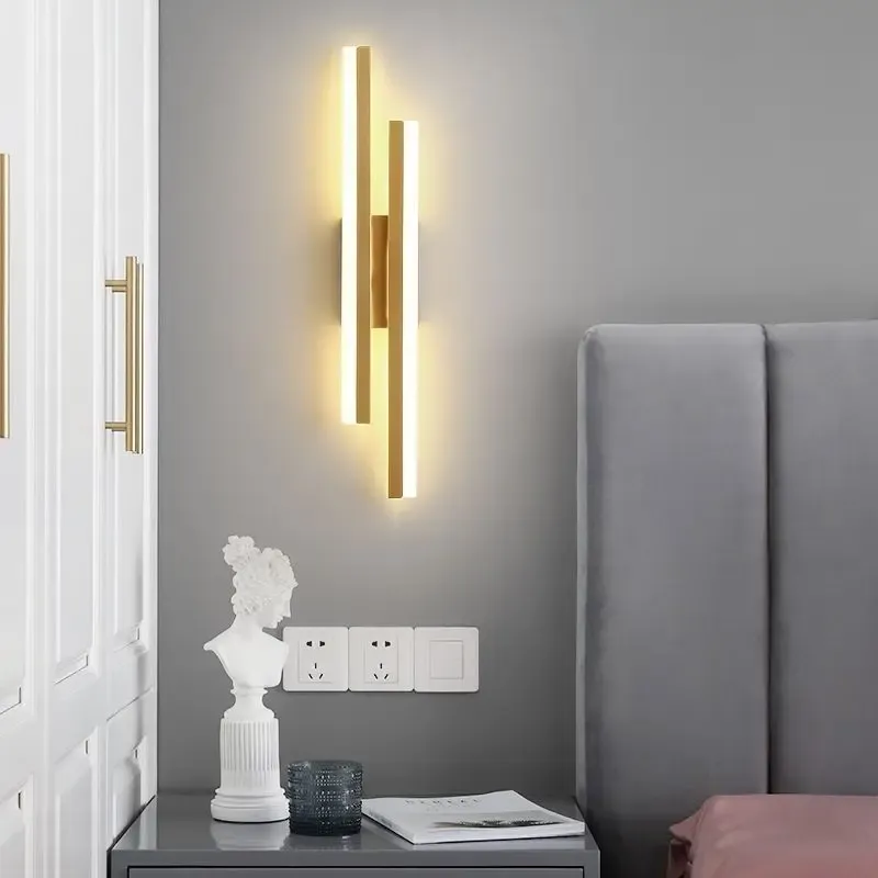 Applique murale LED en cuivre avec abat-jour acrylique pour chambre à coucher 3