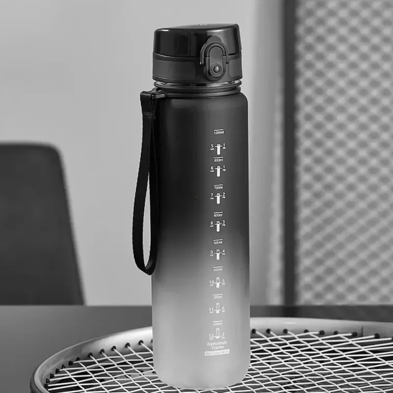 Gourde de sport de 1 litre, grande capacité, unisexe, gourde portable en plastique pour l'été, idéale pour les voyages et les activités de plein air, fitness 4