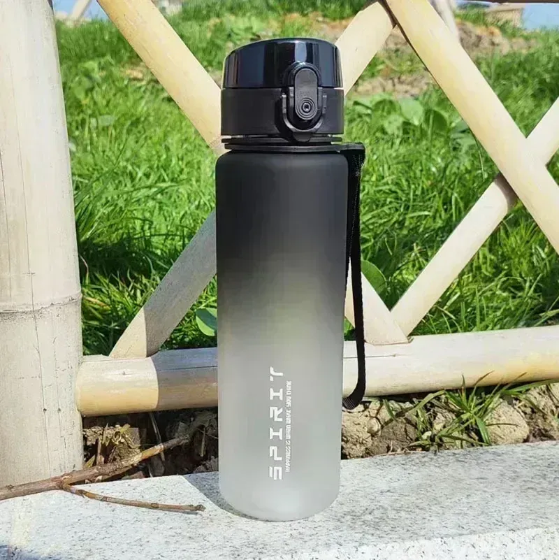 Gourde de sport de 1 litre, grande capacité, unisexe, gourde portable en plastique pour l'été, idéale pour les voyages et les activités de plein air, fitness 7