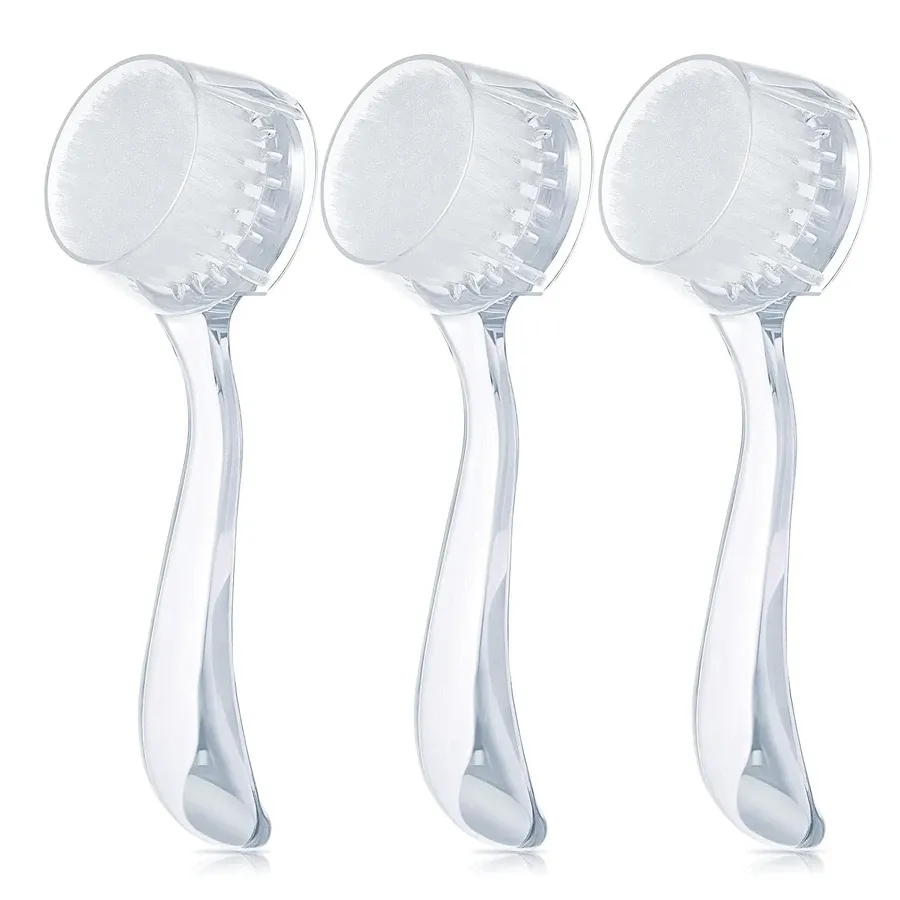 Brosse nettoyante pour le visage en situation d'utilisation