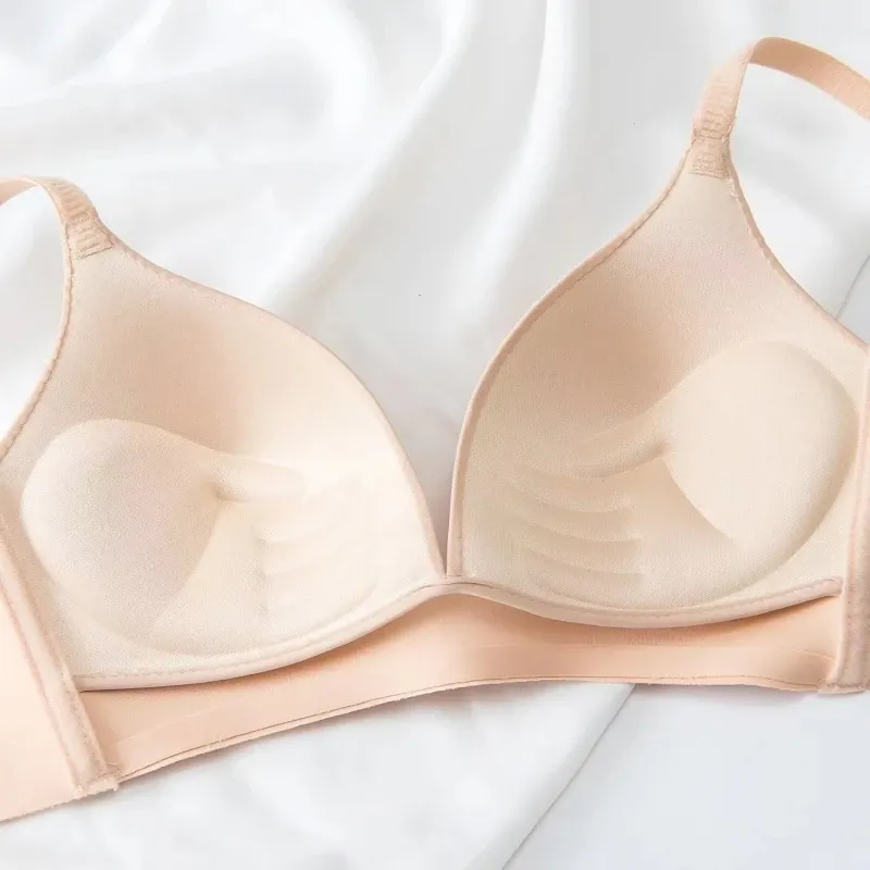 Soutien-gorge sans couture porté au quotidien