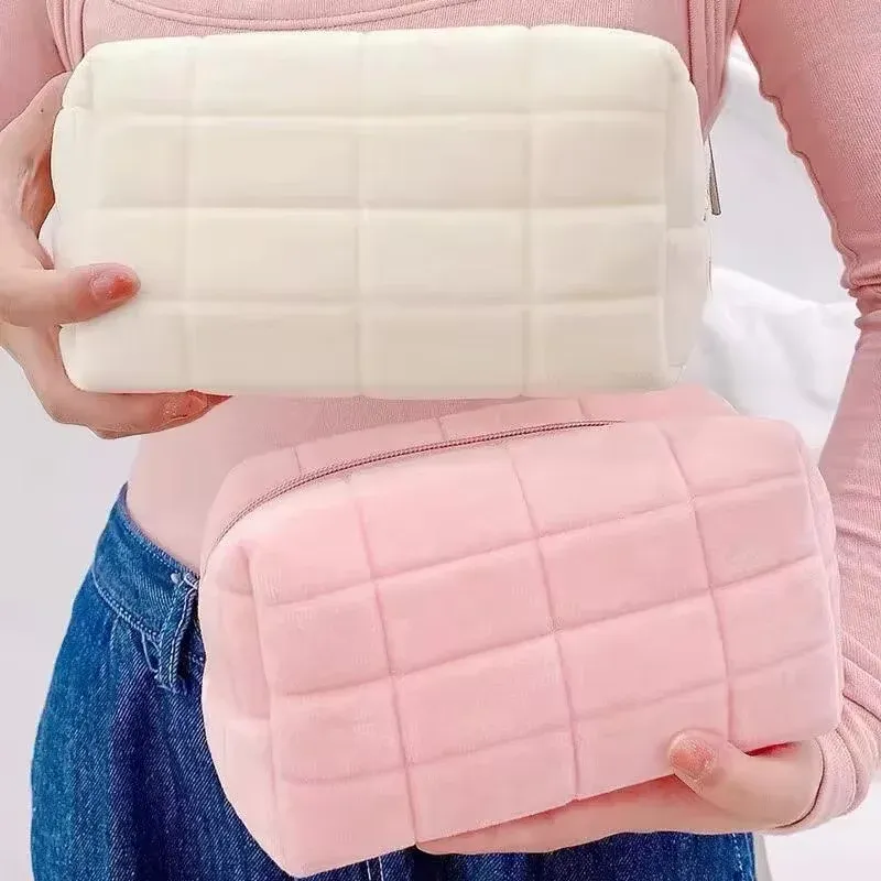 Trousse de rangement de cosmétiques grande capacité, vue d'ensemble
