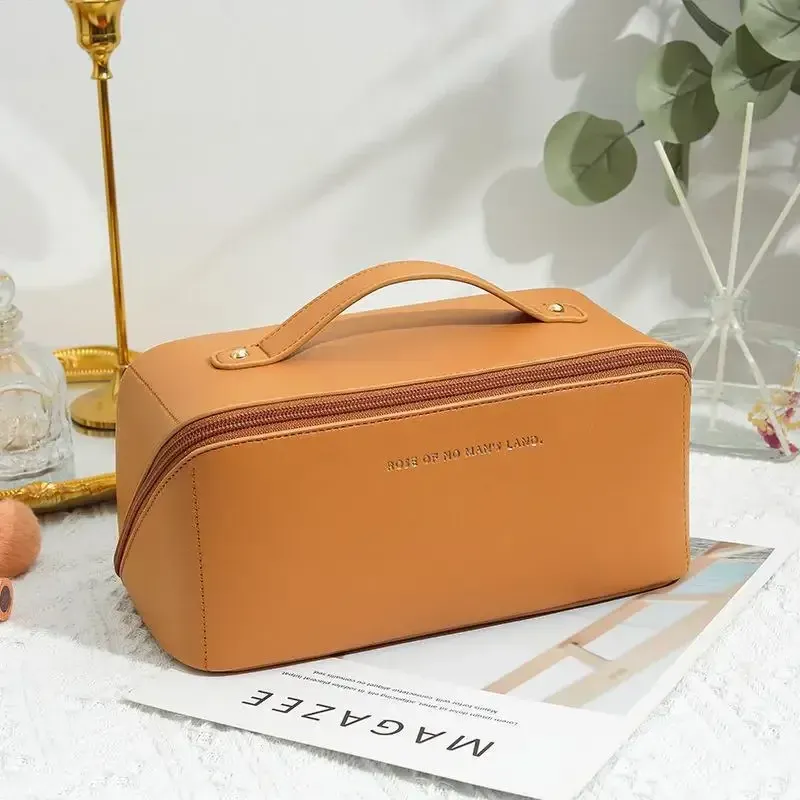 Trousse de maquillage élégante pour femme