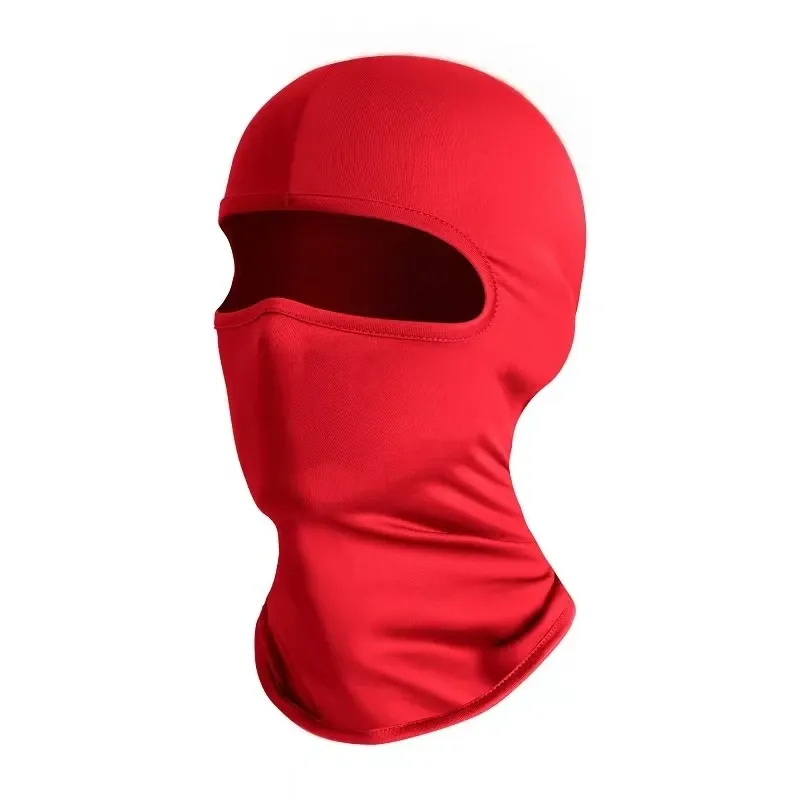 Masque de protection solaire respirant, en situation