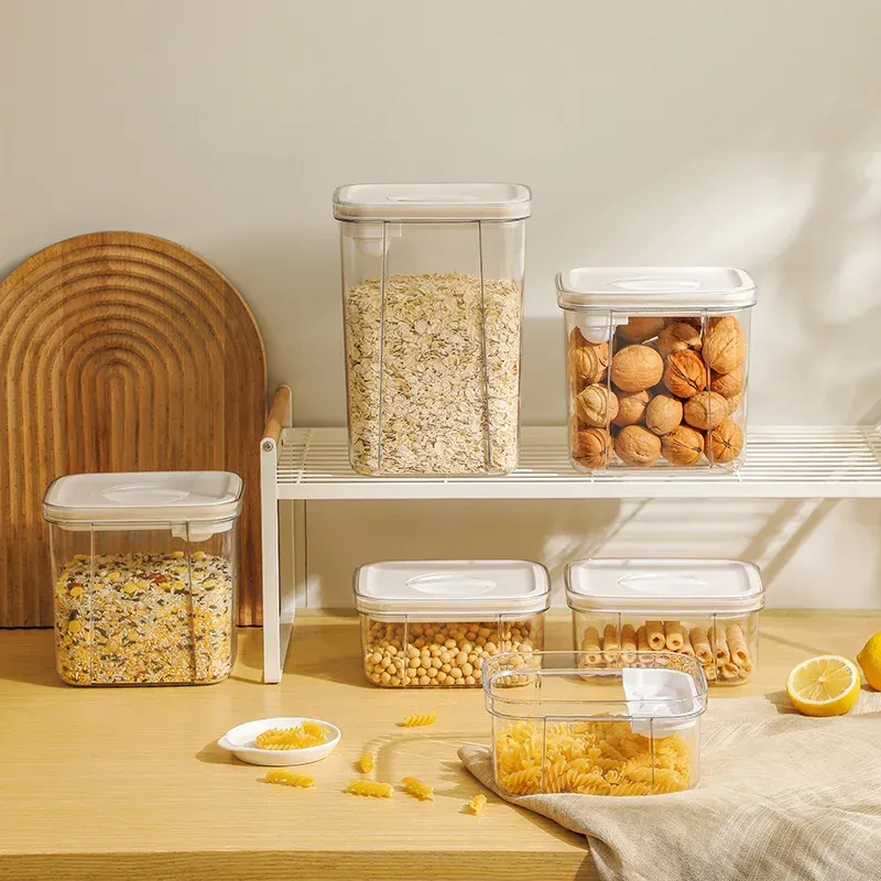 Boîte de rangement pour commutateurs, utilisation au quotidien