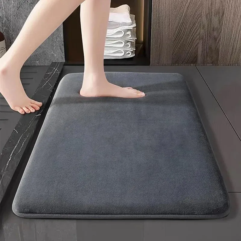 Tapis de sol super absorbant en velours corail antidérapant pour salle de bain 10