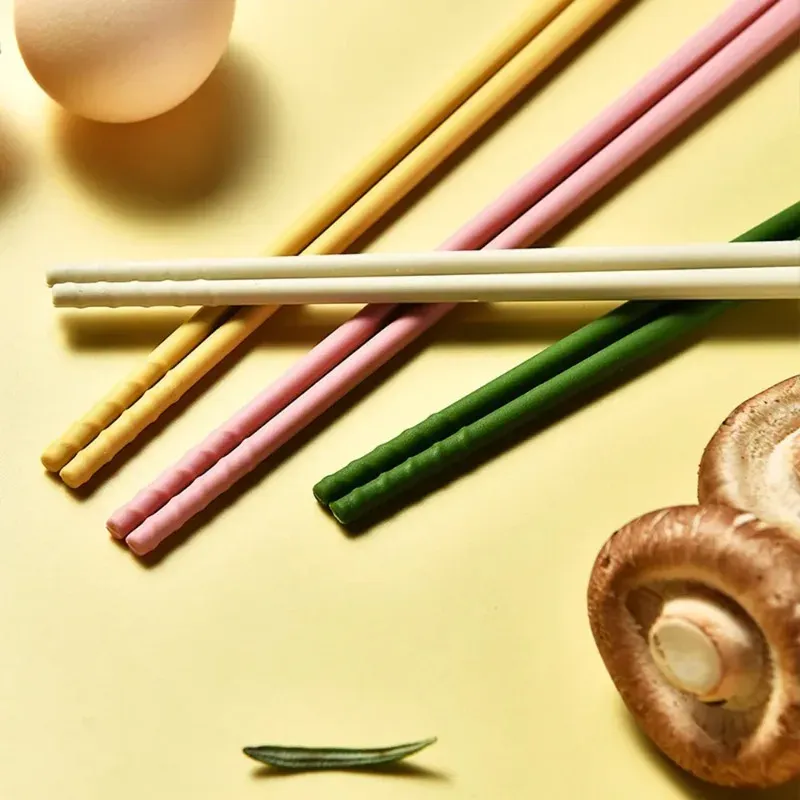 Ensemble d'ustensiles de cuisine en silicone : baguettes à sushi, cuillères à café et cuillères à dessert 6