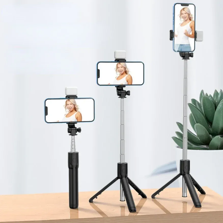 Trépied perche à selfie pour smartphone avec télécommande Bluetooth sans fil et support de téléphone avec lumière d'appoint 6