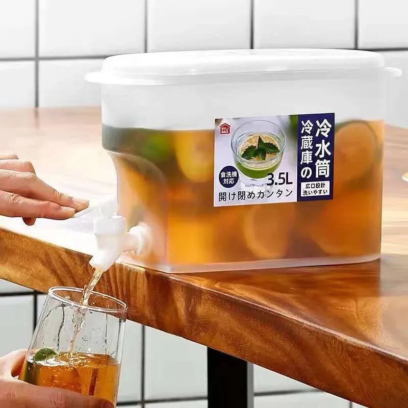 Distributeur de boissons à robinet, détail du design