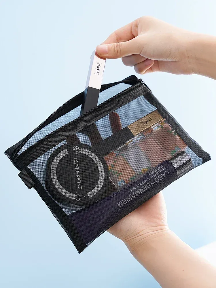 Pochette de rangement pour cosmétiques, présentation produit