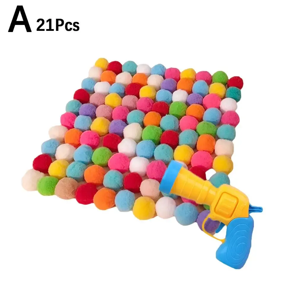 Jouet interactif pour chat avec mini lanceur d'entraînement et 20 balles en peluche 8