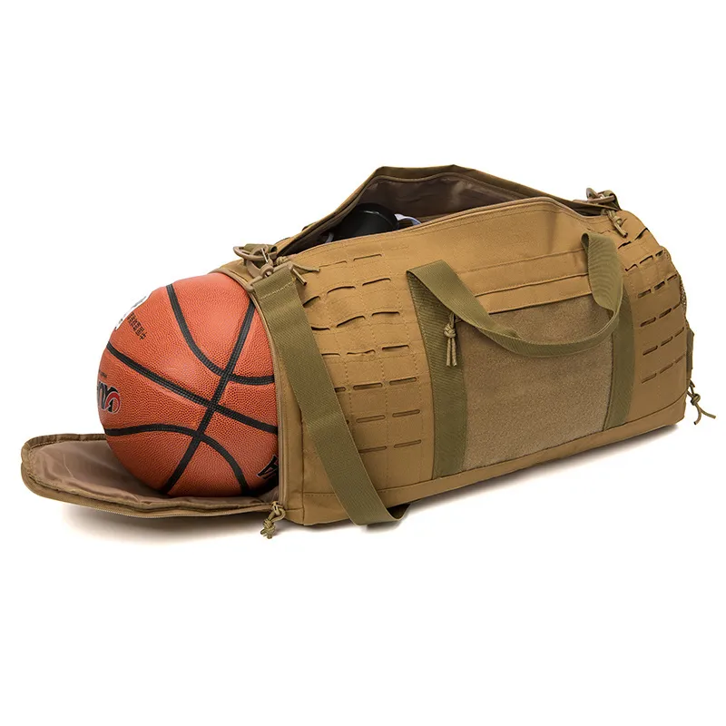 Sac de sport dans un environnement urbain