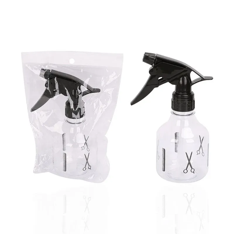 Flacon pulvérisateur 250 ml, en situation d'utilisation