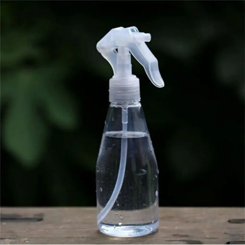 Flacon pulvérisateur pour le jardinage