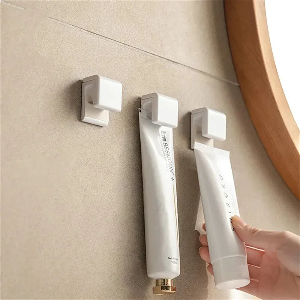 Porte-brosse à dents mural en situation d'usage