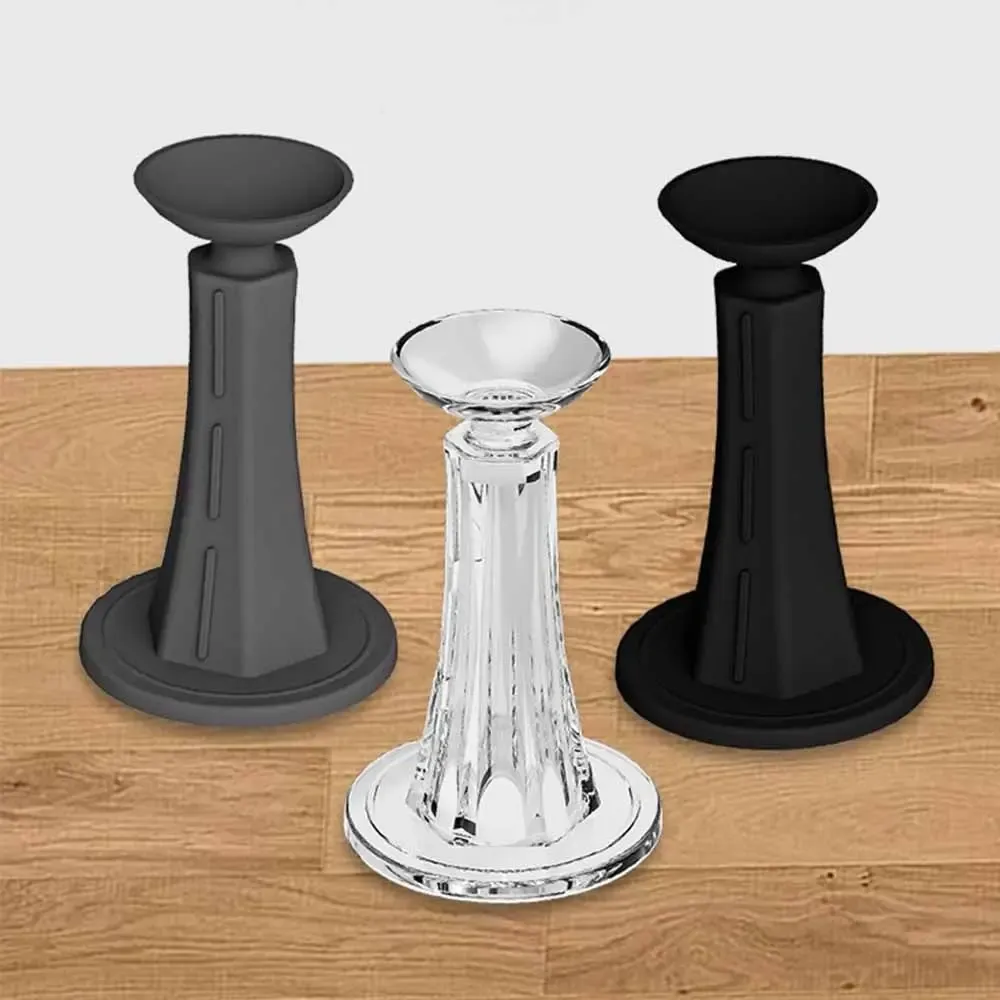 Butée de porte silencieuse en silicone installée sur un mur