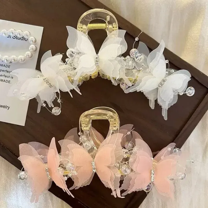Pince à griffes papillon transparente bleu clair/rose, pince à cheveux Fairycore en perles et strass, accessoire pour cheveux romantique élégant 3