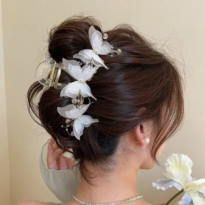 Pince papillon, détail des perles