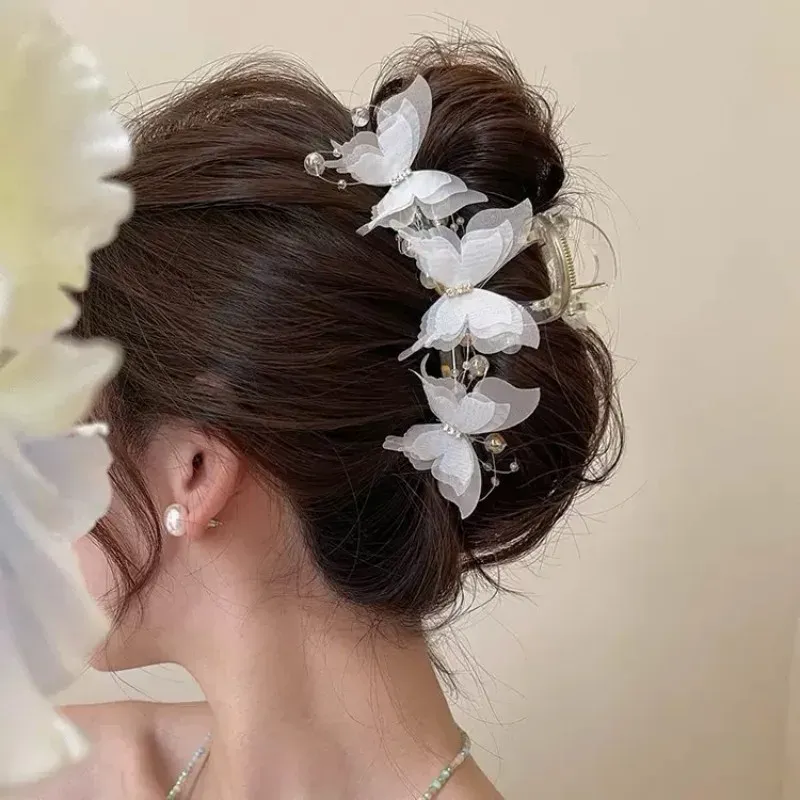 Pince à griffes papillon transparente bleu clair/rose, pince à cheveux Fairycore en perles et strass, accessoire pour cheveux romantique élégant 9
