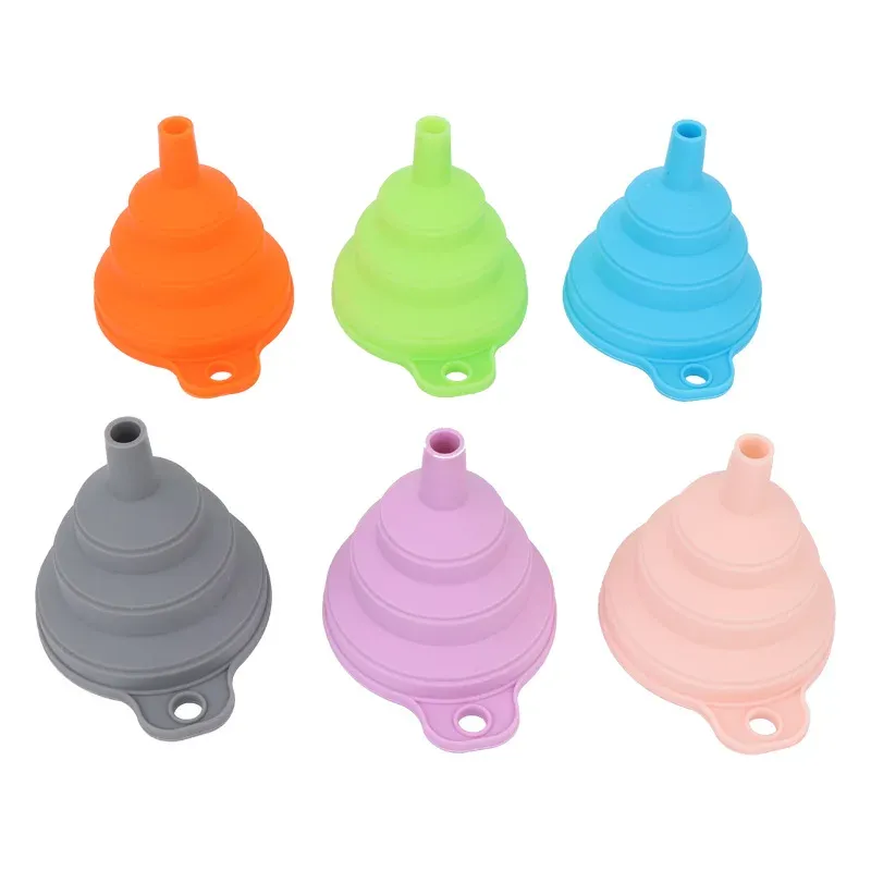 Lot de 3 entonnoirs pliables en silicone : mini entonnoir portable pour la cuisine, l'huile et le vin, et entonnoir automatique pour vidange d'huile moteur 5
