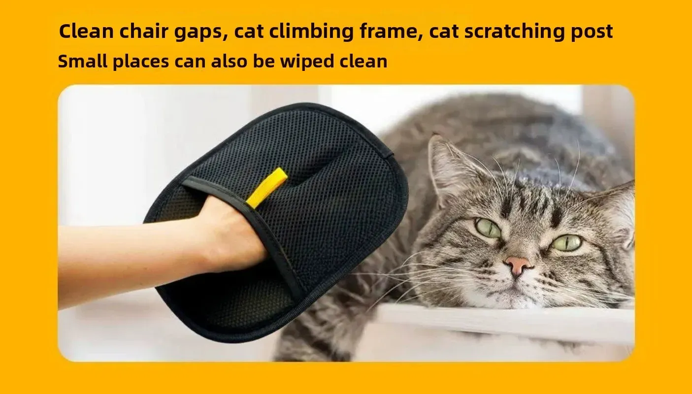 Gant de toilettage utilisé sur un tapis