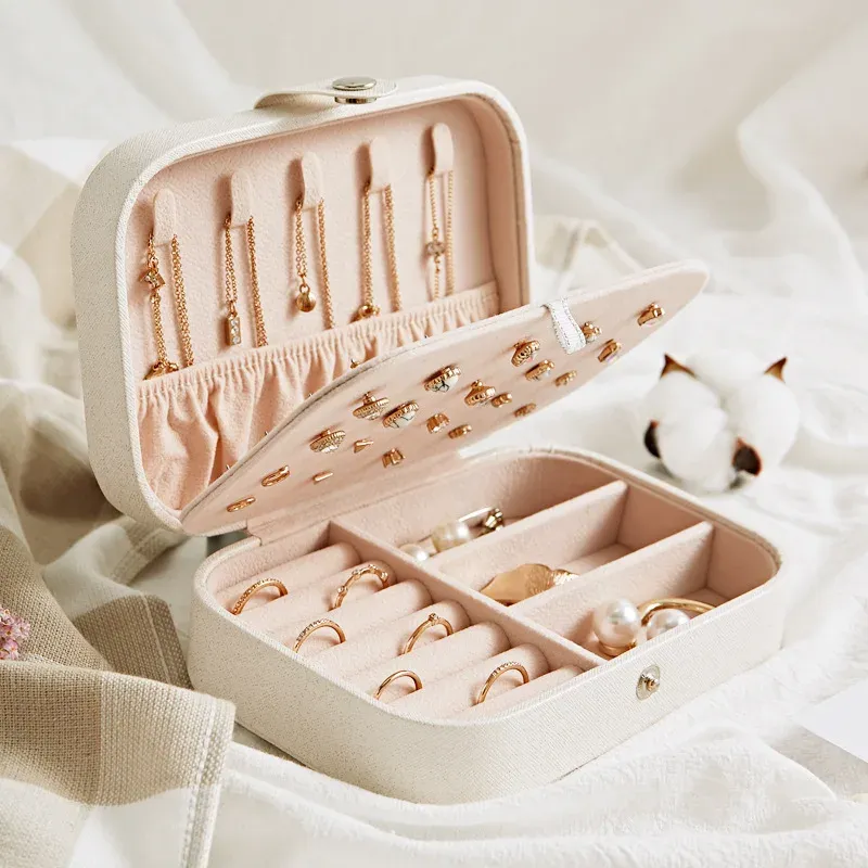 Boîte de rangement à bijoux portable, grande capacité, élégante et de qualité supérieure, idéale pour les voyages 4