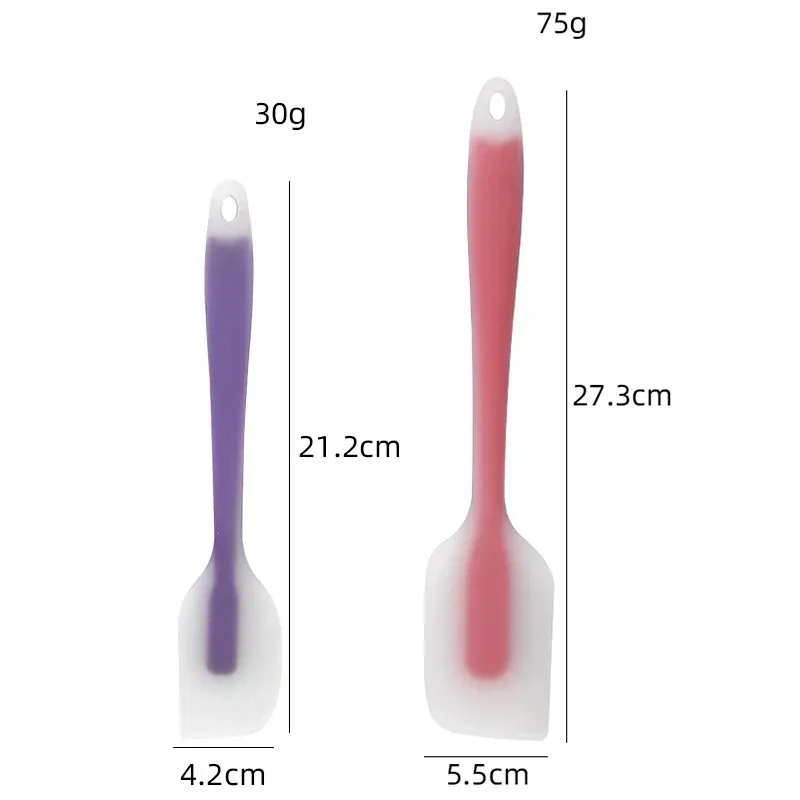 Spatule translucide en silicone, finition et détails