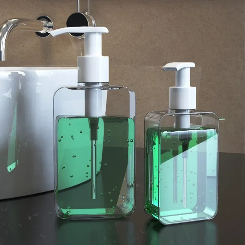 Distributeur carré transparent Regina, mise en situation