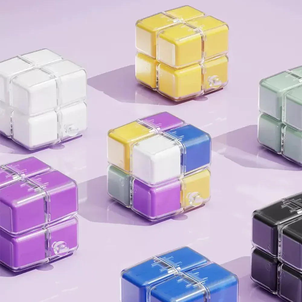 Organisateur de médicaments Rubik's Cube, portabilité