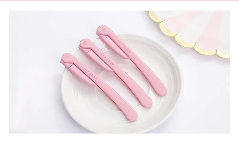 Ensemble de trois outils de beauté en acier inoxydable