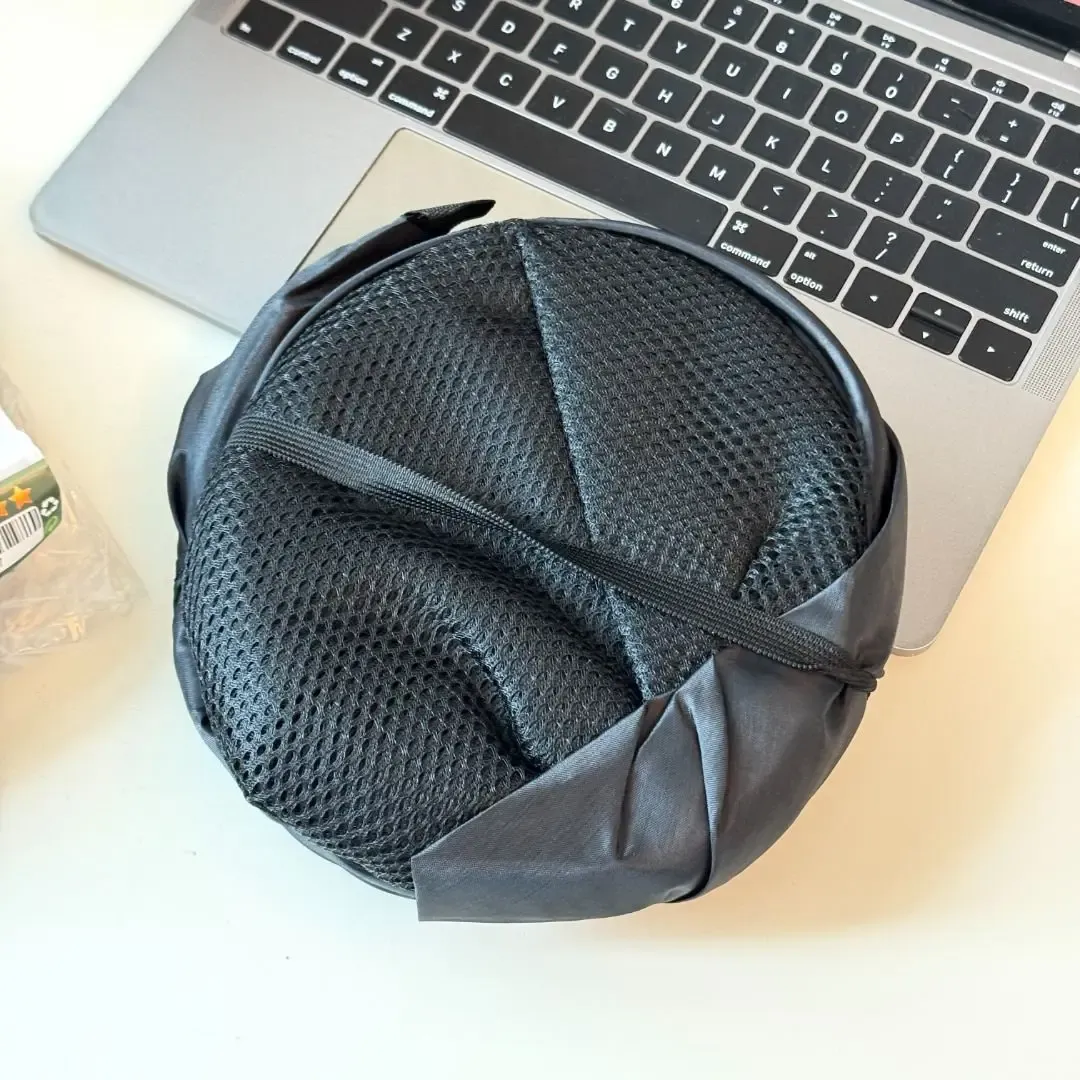 Détail du panier à linge pliable