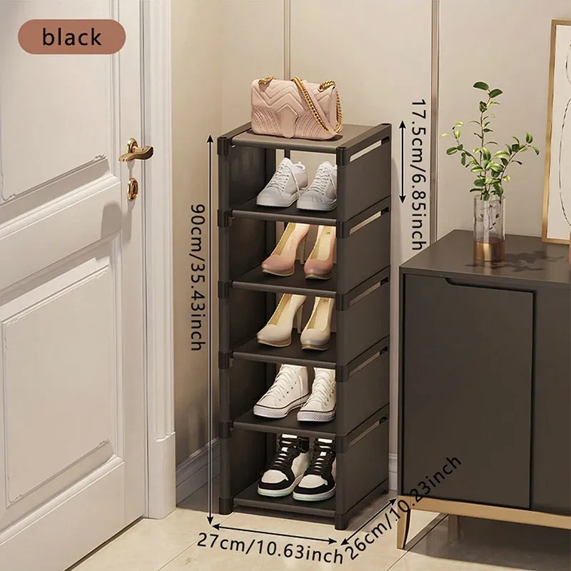 Détail du meuble à chaussures avec porte fermée