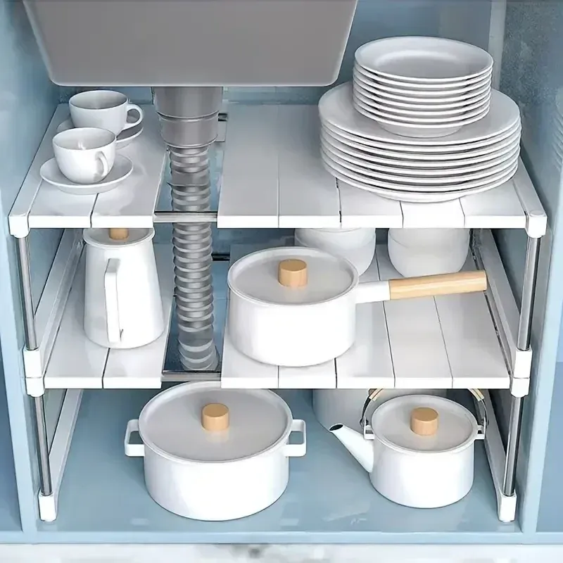 Organisation de vêtements sur l'étagère