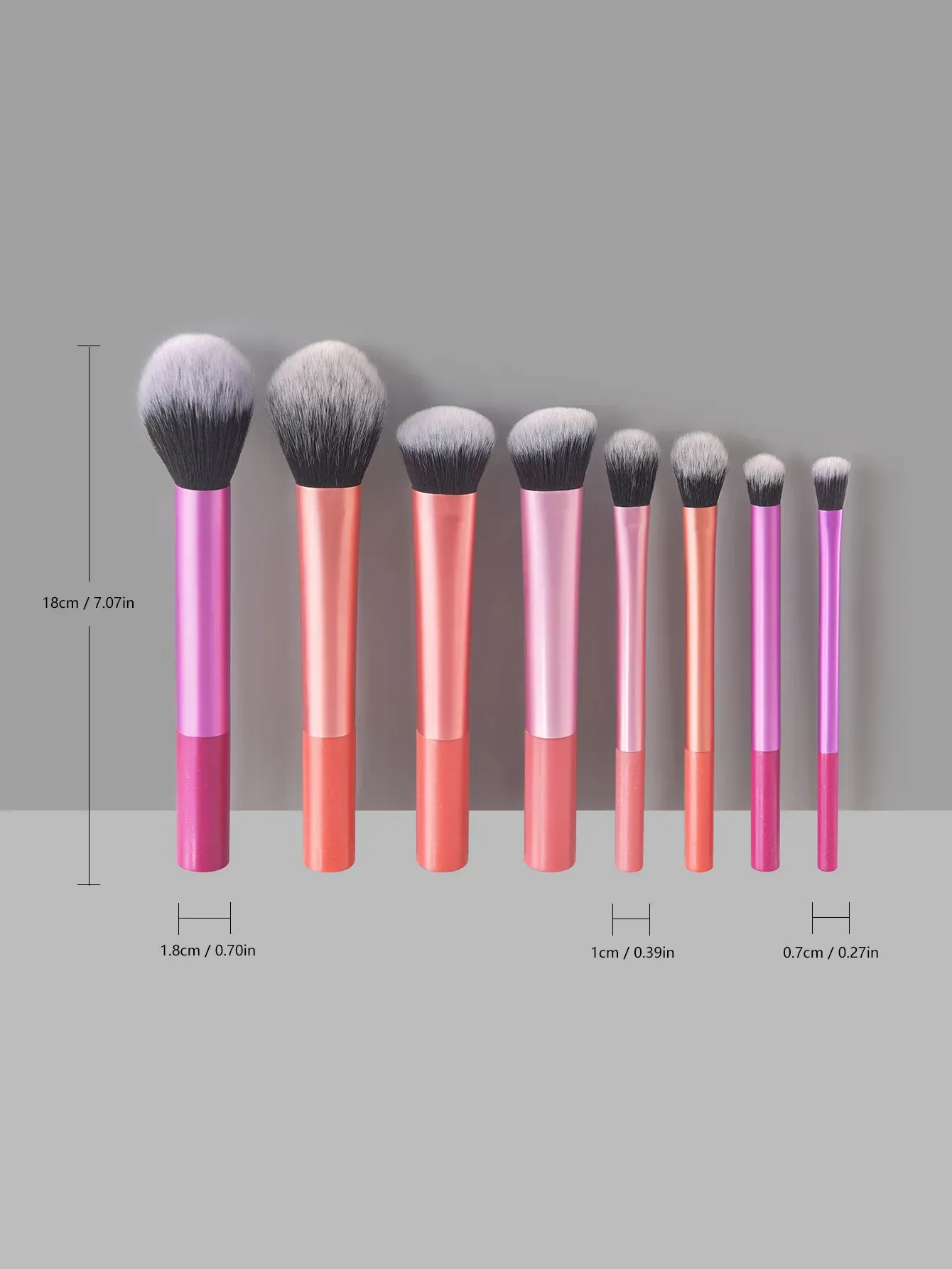 Ensemble de 8 pinceaux de maquillage professionnels faciles à nettoyer, en poils synthétiques doux et de qualité supérieure, sans cruauté animale, pour fond de teint, fard à joues et fard à paupières 3