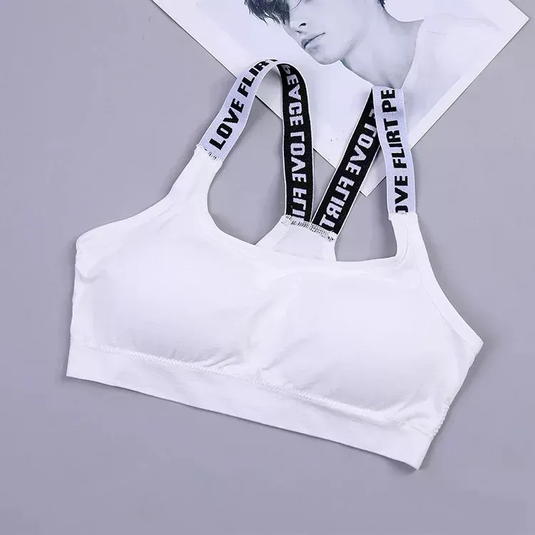 Brassière de sport aux bretelles entrecroisées
