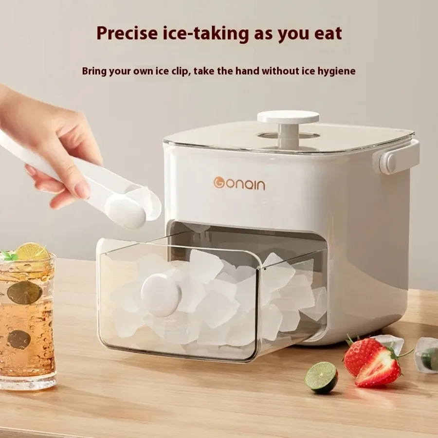 Machine à glaçons à 48 glaçons, qualité alimentaire, double couche, moule à glace avec couvercle à pression facile et boîte de rangement pour usage domestique 4