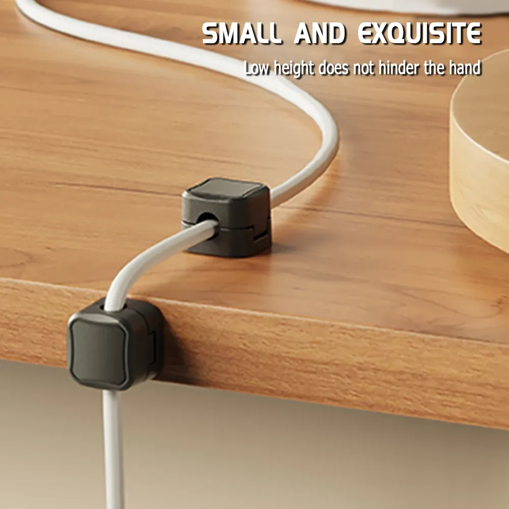 Support de câble installé sous une table