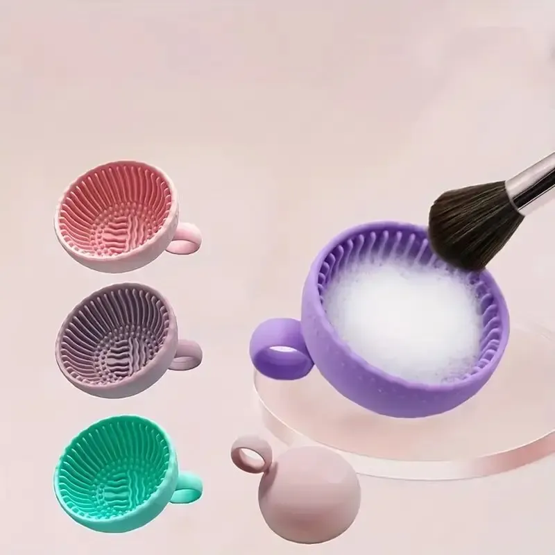 Nettoyeur de pinceaux de maquillage QuickClean en silicone avec bol antidérapant 5