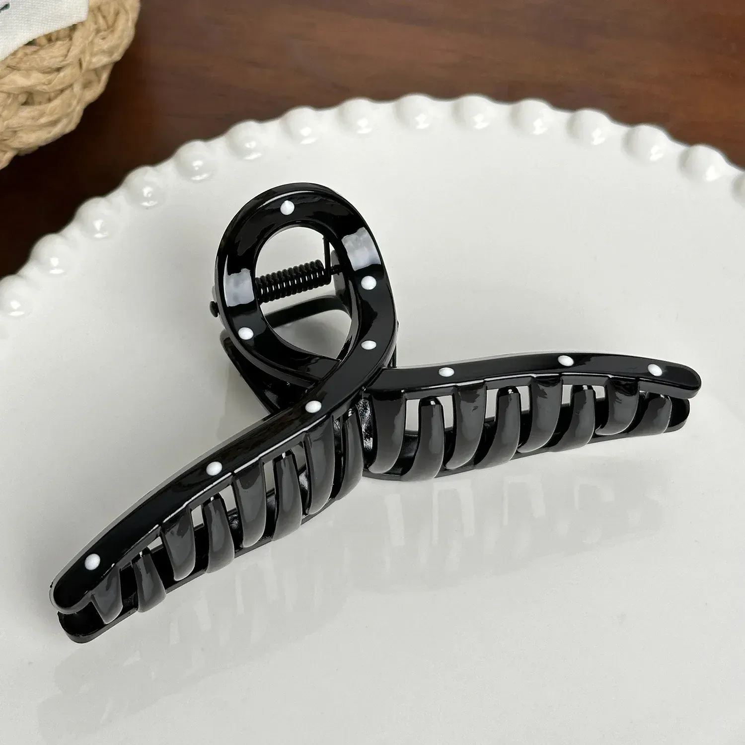 Pince à Cheveux Géométrique Rétro à Pois Noirs et Blancs pour Femme et Fille, Pince Requin Élégante 12