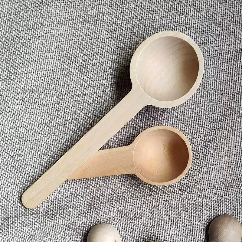 Cuillères en bois naturel