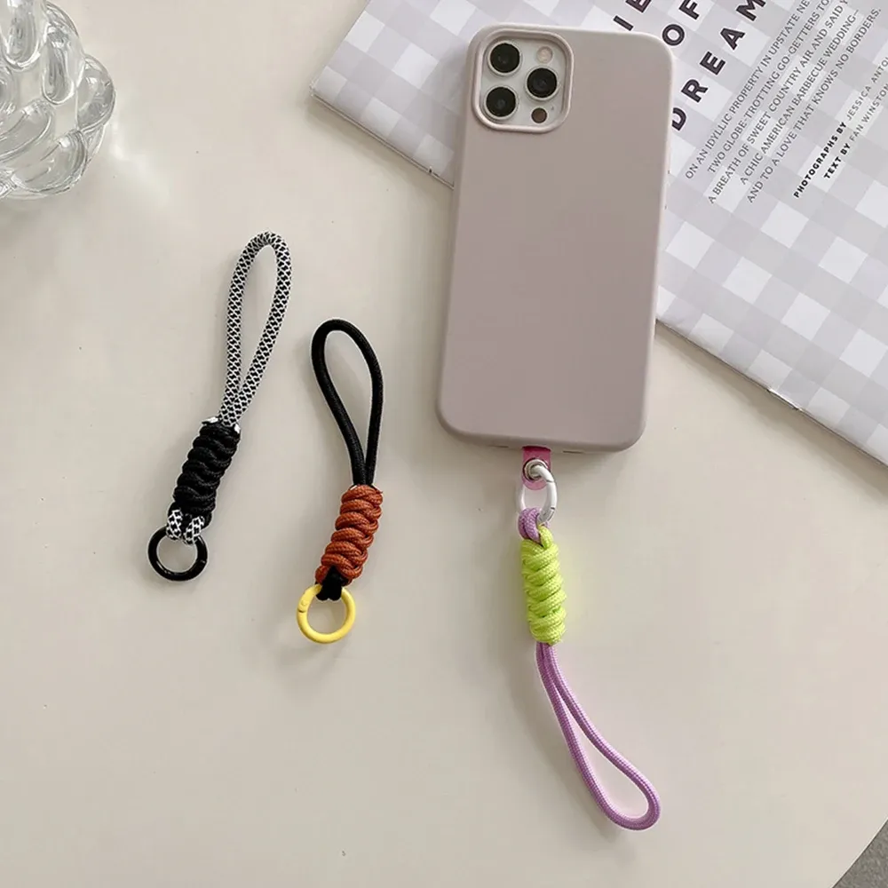 Porte-clés tressé à la main pour téléphone portable, dragonne en corde anti-perte, porte-clés de voiture pour homme et femme 5