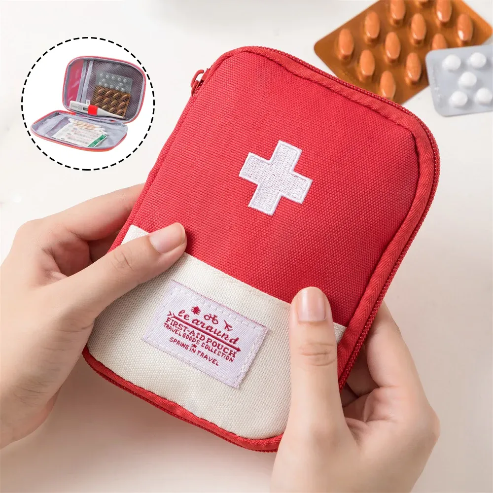 Pochette médicaments de voyage, usage quotidien