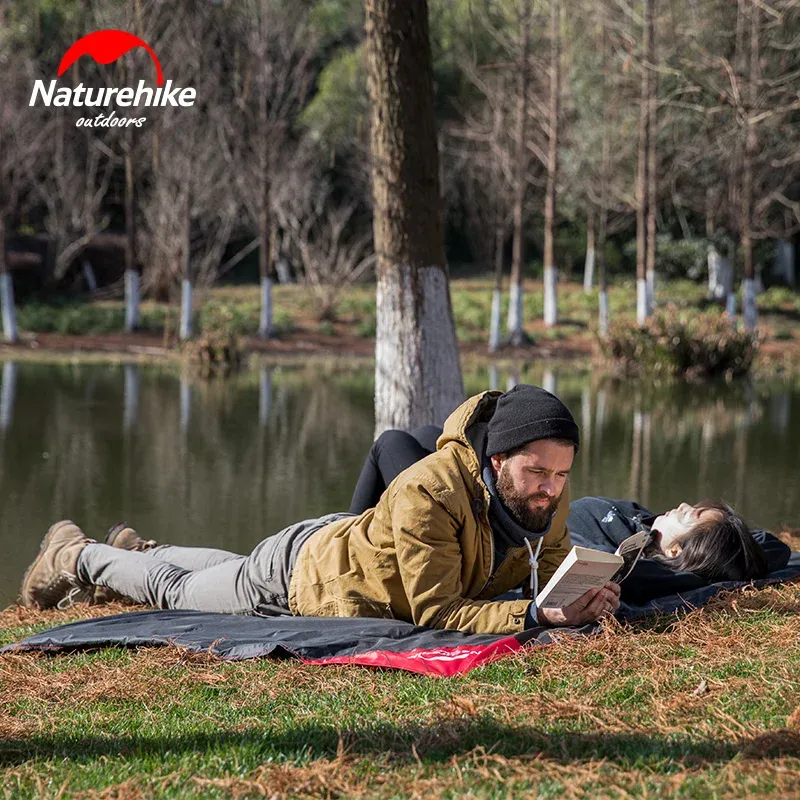 Tapis de plage Naturehike résistant à l'humidité, couverture de pique-nique pliable pour randonnée et extérieur, anti-sable 6