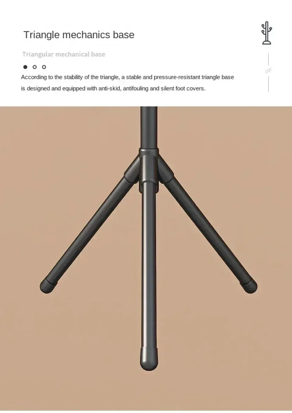 Portant arbre sculptural dans une chambre
