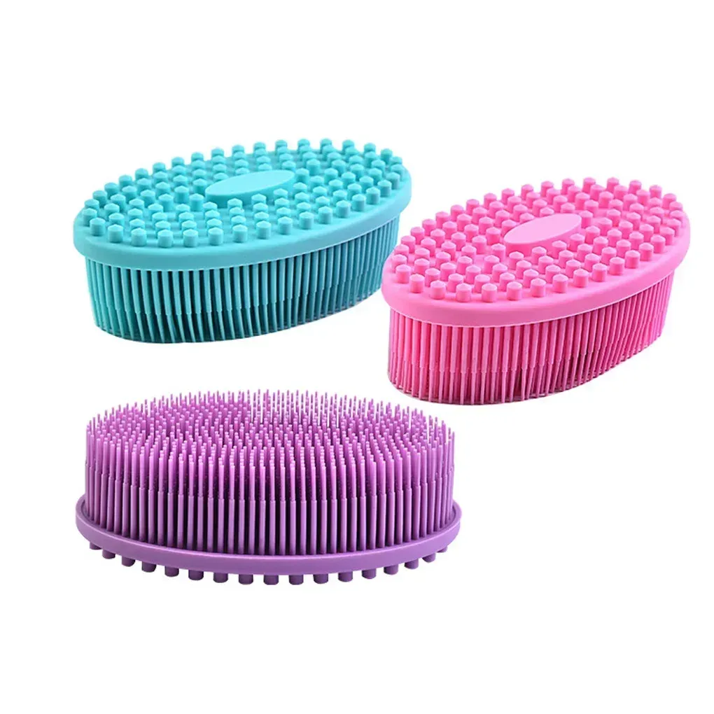 Brosse de bain en silicone, ambiance salle de bain