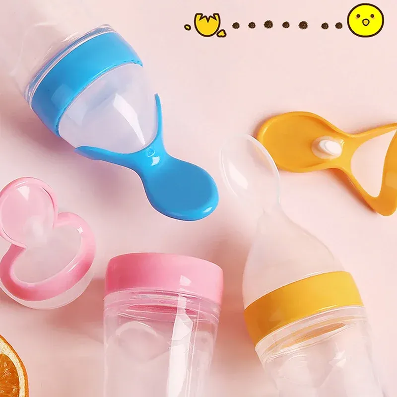 Biberon à presser pour l'alimentation des bébés