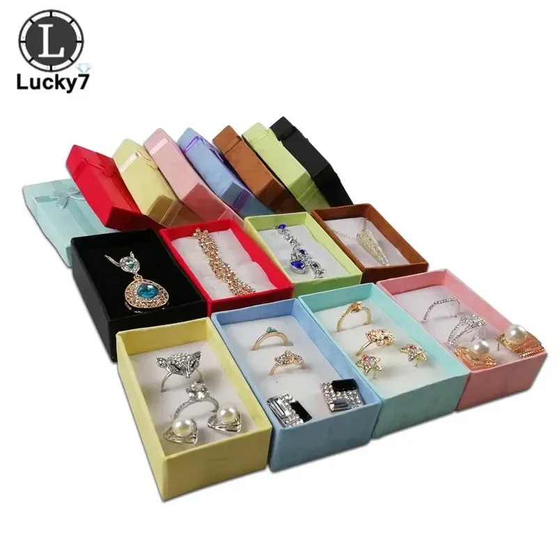 Boîte d'exposition pour ensembles de bijoux (lot de 12) – Collier, boucles d'oreilles et bague – 5 x 8 x 2,5 cm 3