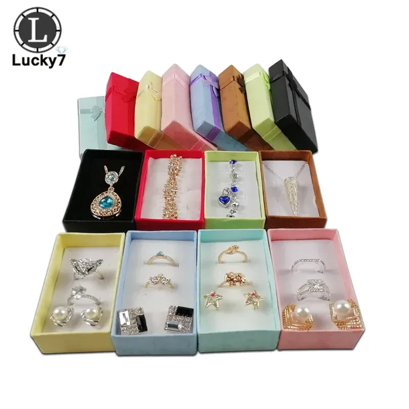 Présentoir à bijoux en situation