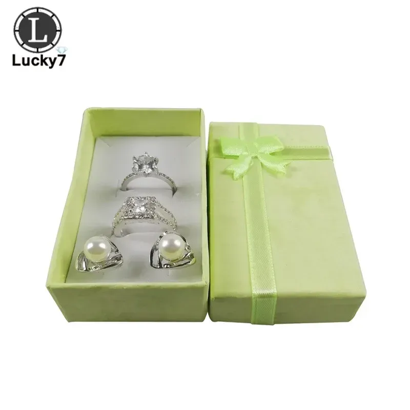 Boîte d'exposition pour ensembles de bijoux (lot de 12) – Collier, boucles d'oreilles et bague – 5 x 8 x 2,5 cm 10