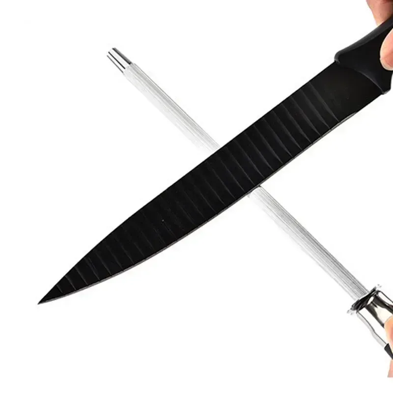 Tige d'affûtage de couteaux professionnelle en acier au carbone avec manche en ABS durable 5
